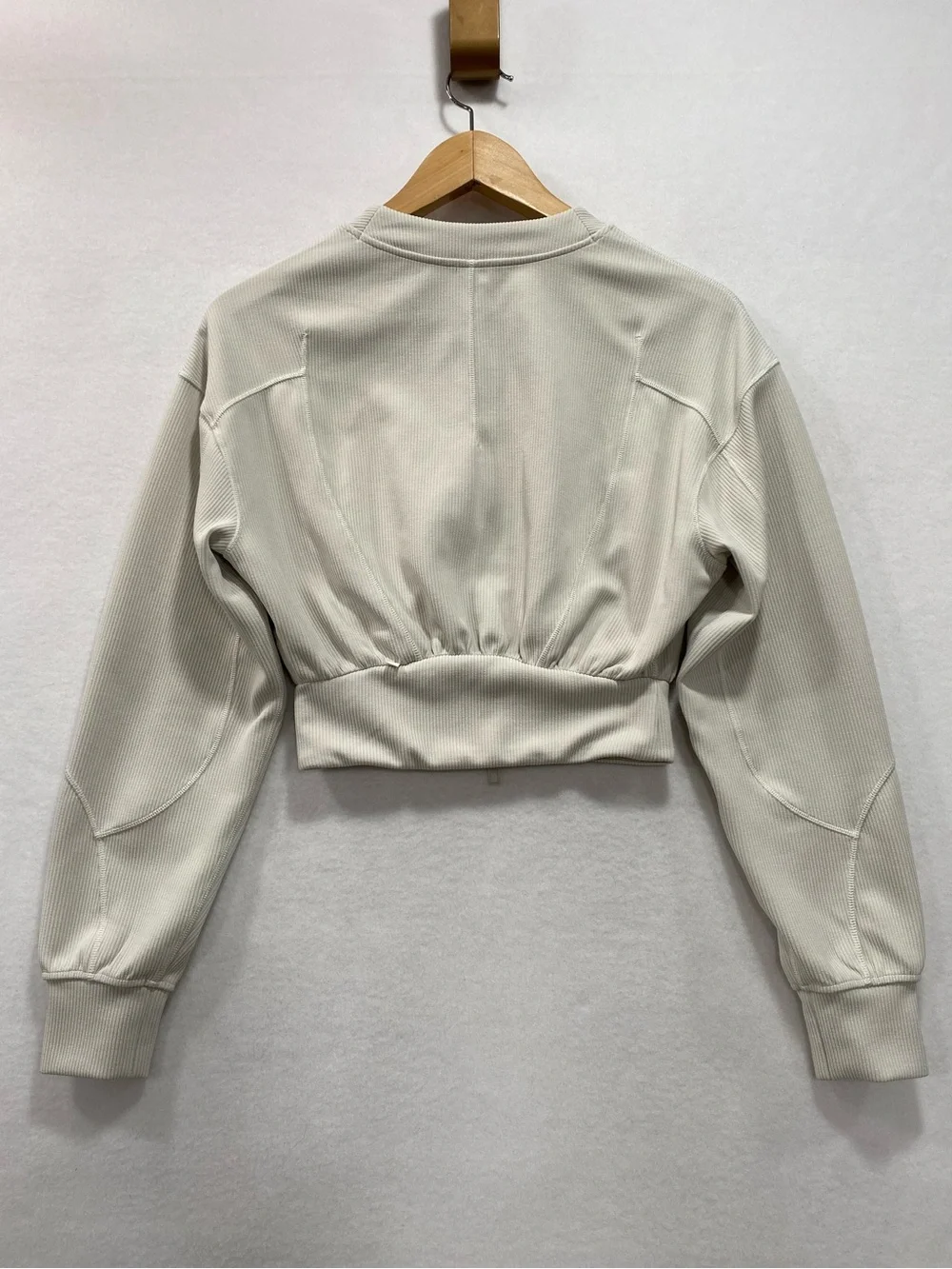Lululemon Ribbed Softstreme Cropped Jacket Bone White Cream Size 2 Coat